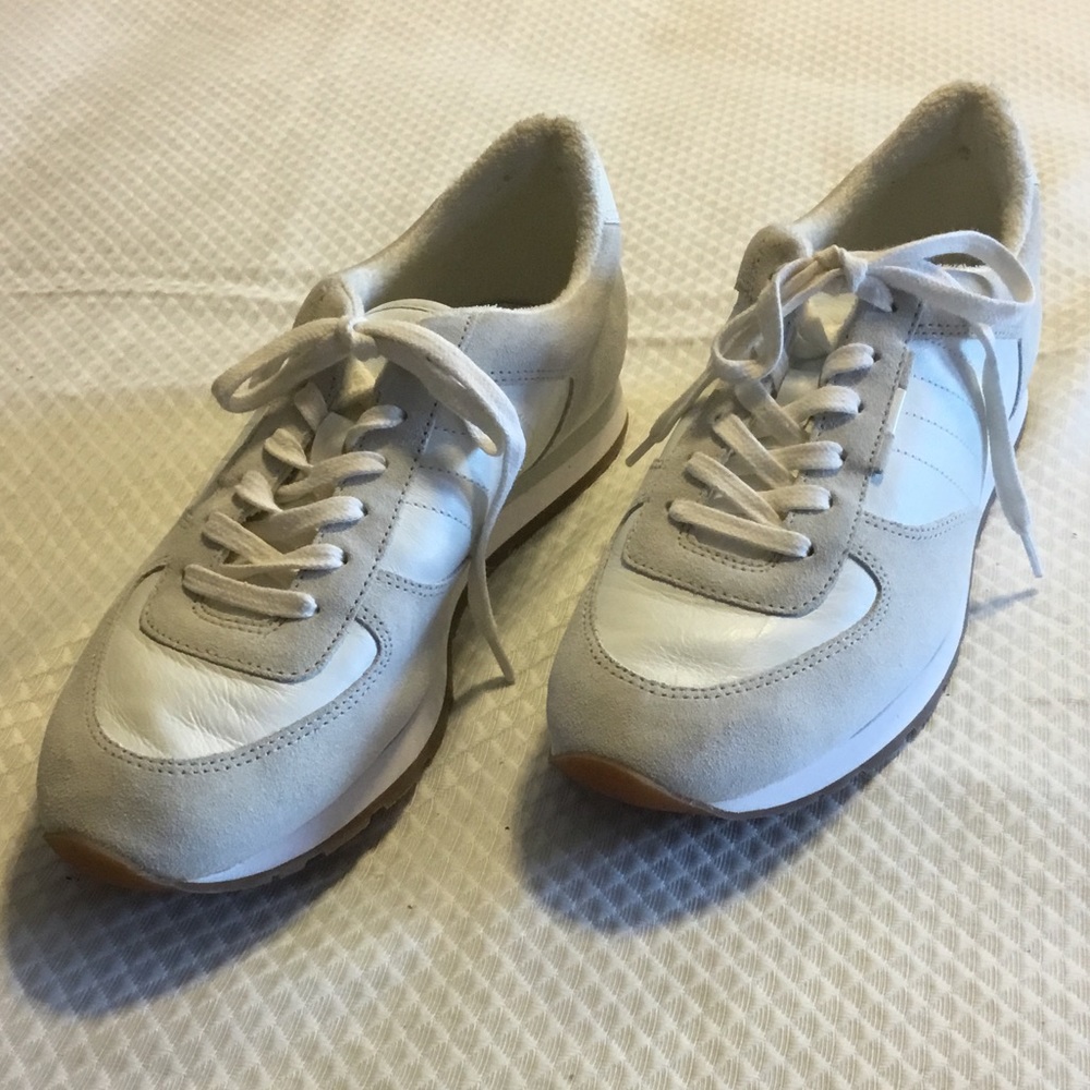 Vince. Sneakers